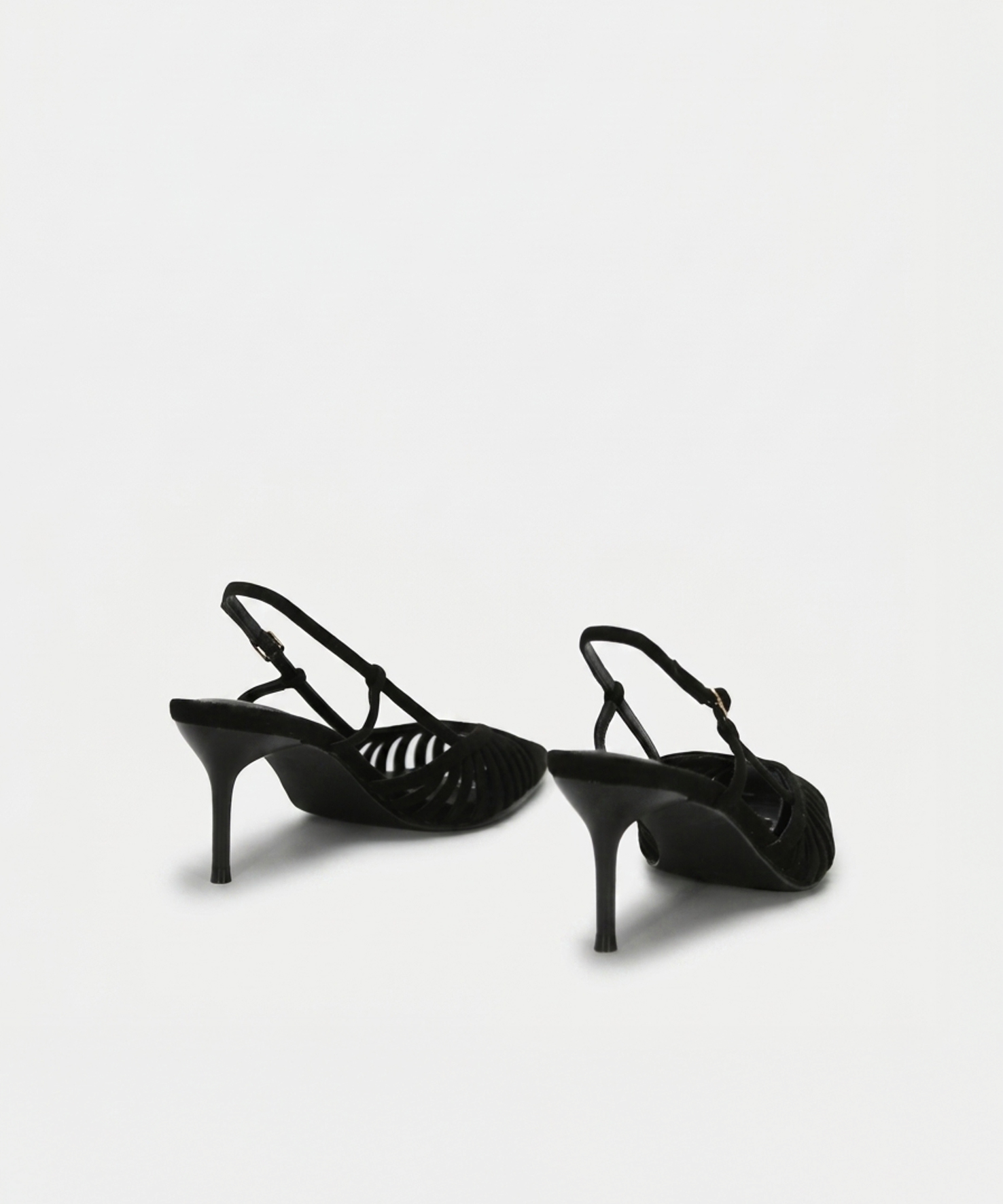 Zapato tac&oacute;n fino tiras image number null